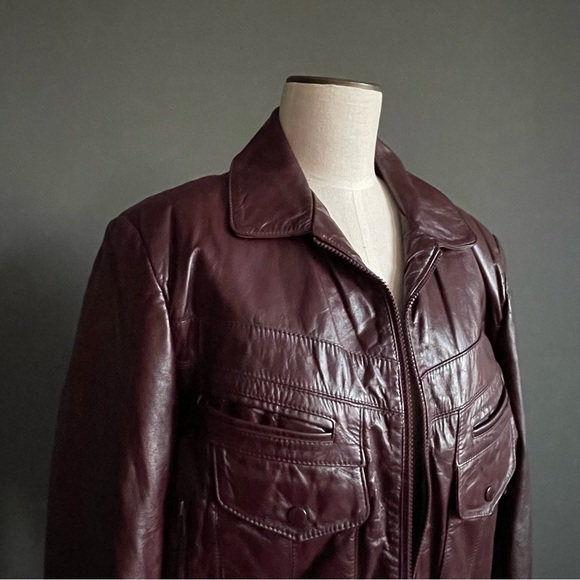 Vintage Wilsons Oxblood Leather Bomber Jacket Plush Lined Zip Front Size 42 - Picture 2 of 15